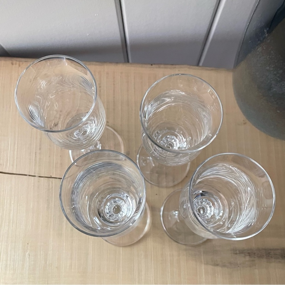 $15 SALE Vintage Champagne Flutes 4 Pc Set Party Glasses Holiday Wedding - Picture 3 of 6